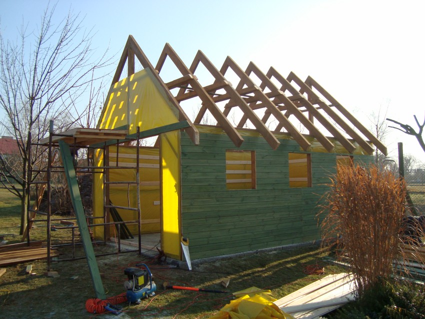 Garaż drewniany konstrukcja dachu