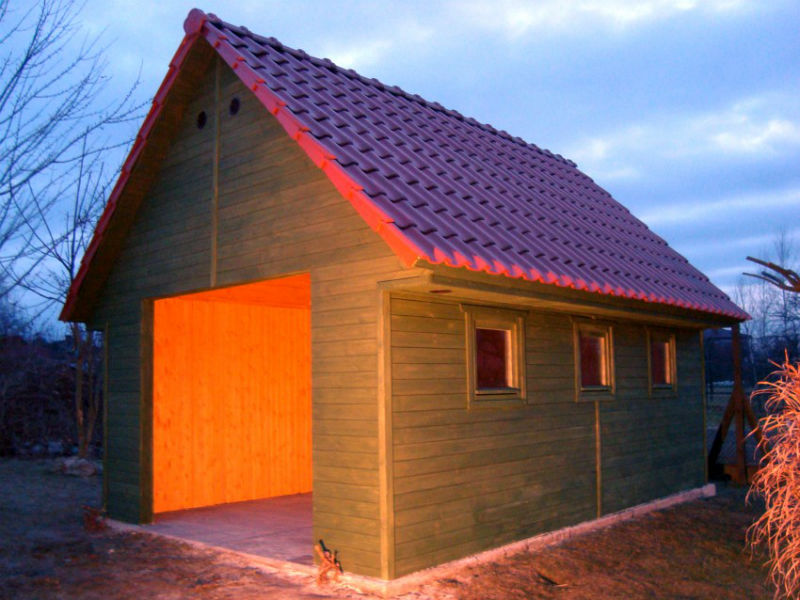 Garaż drewniany budowa